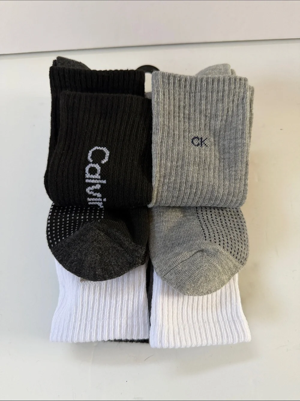 New Calvin Klein Men’s 5 Pairs Cushion Crew Socks